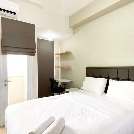 Best Homey And Nice Studio At Vasanta Innopark Apartment By Travelio Cikarang Esterno foto